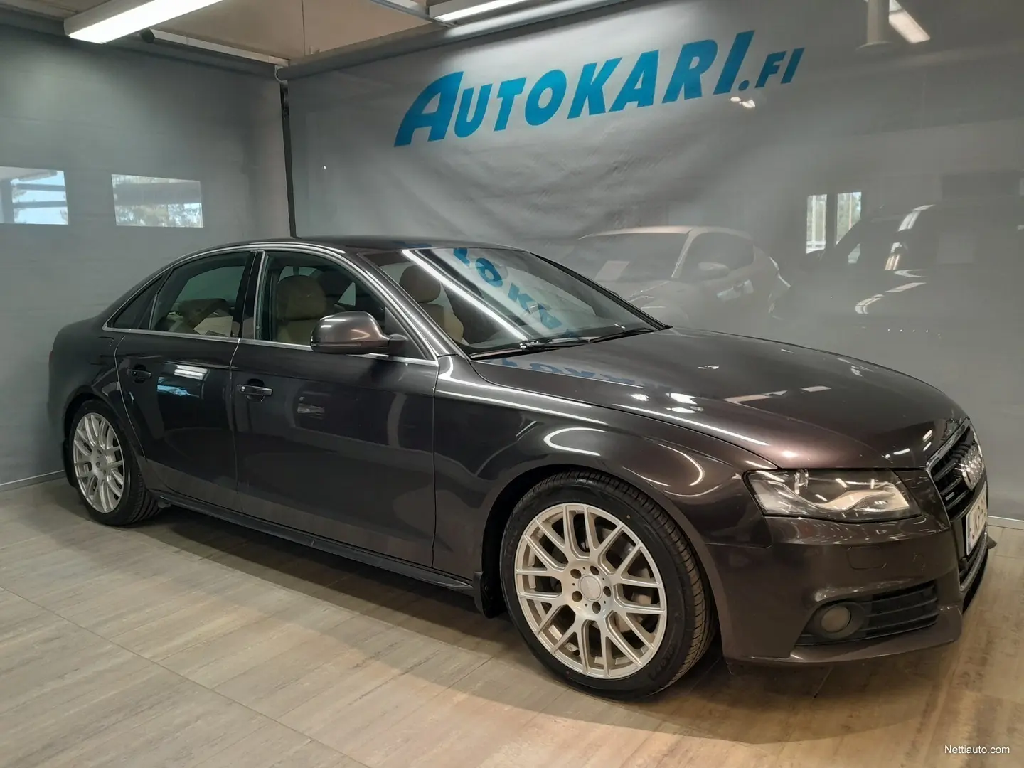 Audi A4 A4 Sedan 3.2 FSI Quattro 4