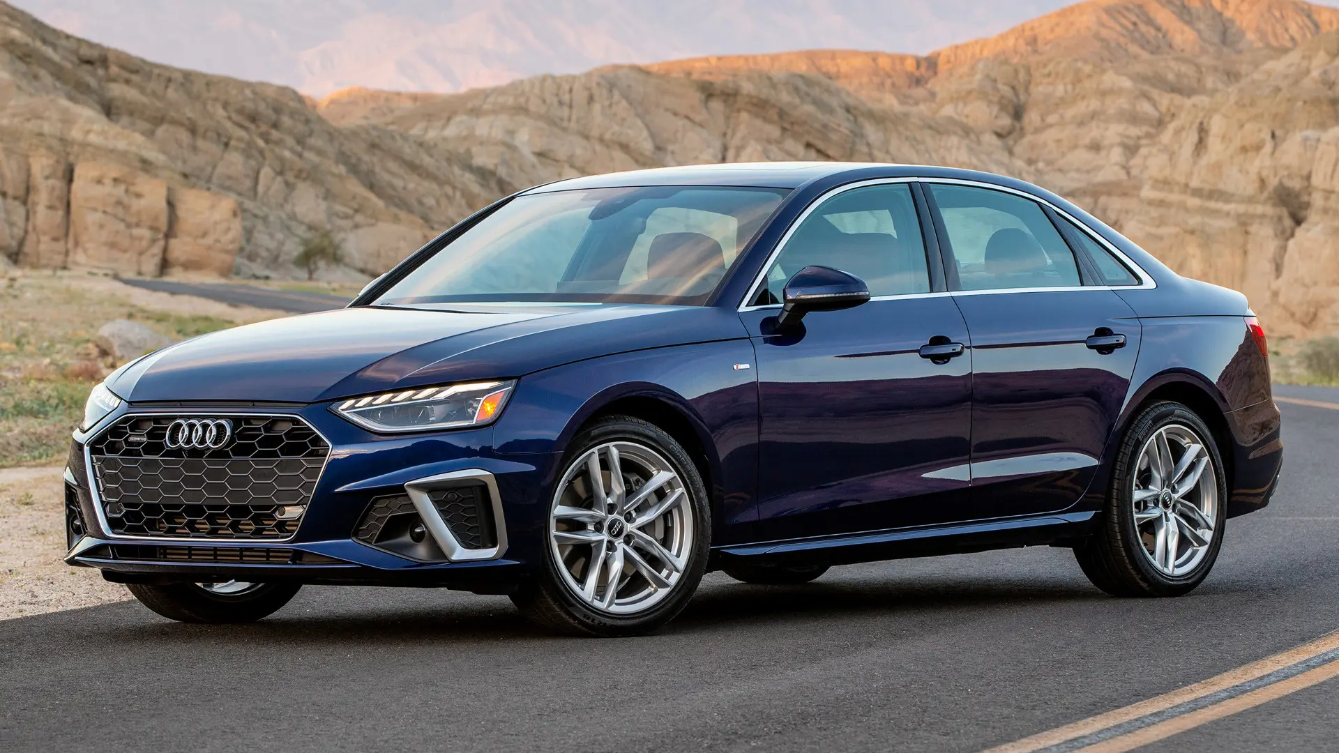 Audi A4 A4 Sedan 40 TDI Advanced 1