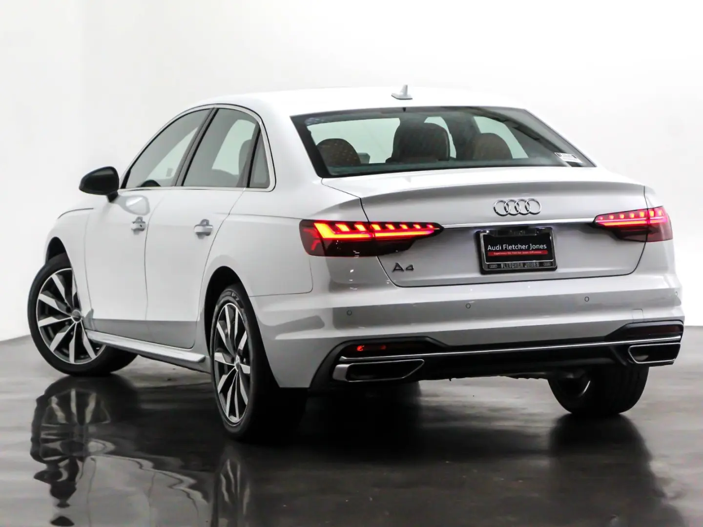 Audi A4 A4 Sedan 40 TDI Advanced 3