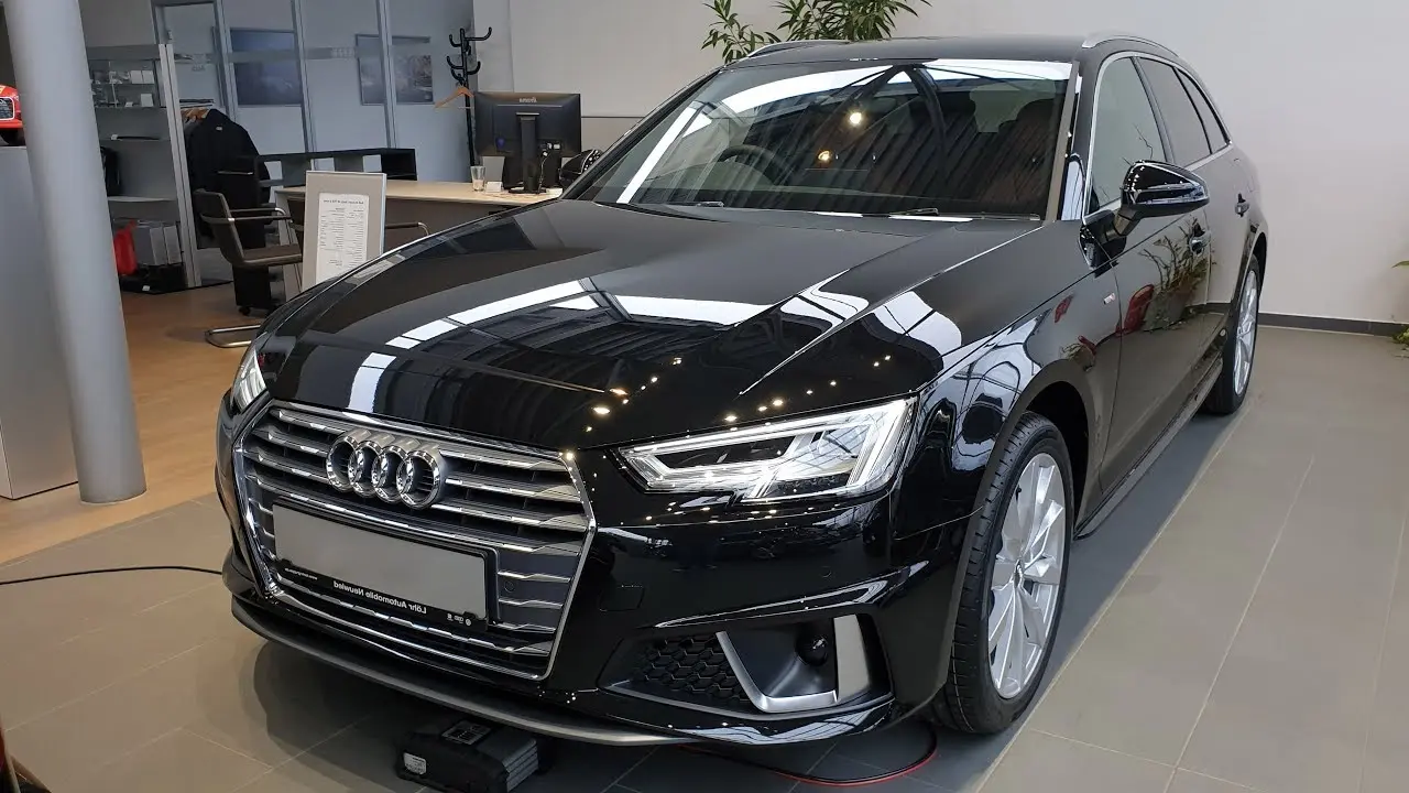Audi A4 A4 Sedan 40 TDI Advanced S-Tronic 7