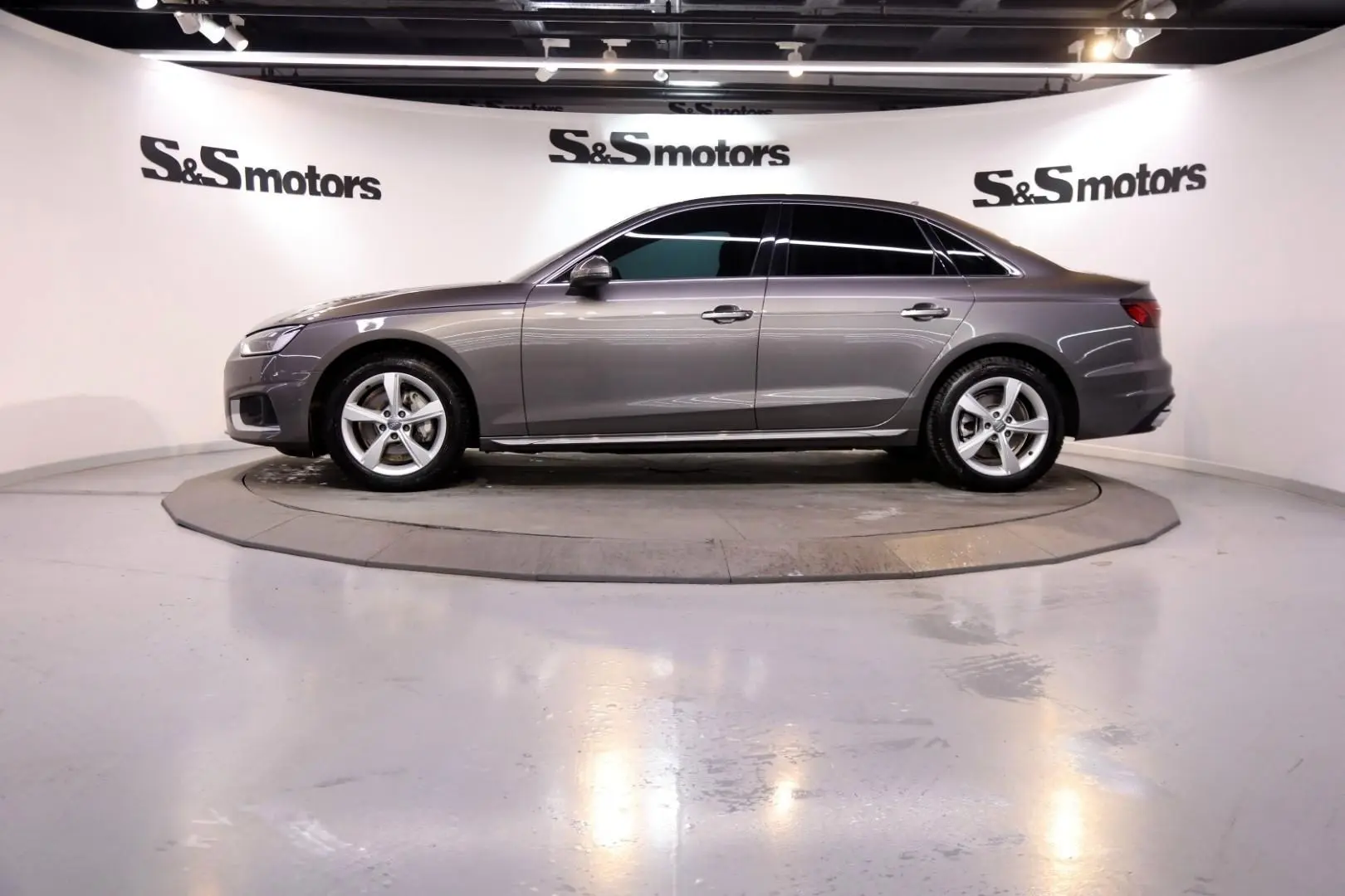 Audi A4 A4 Sedan 40 TDI Quattro Design S-Tronic 7