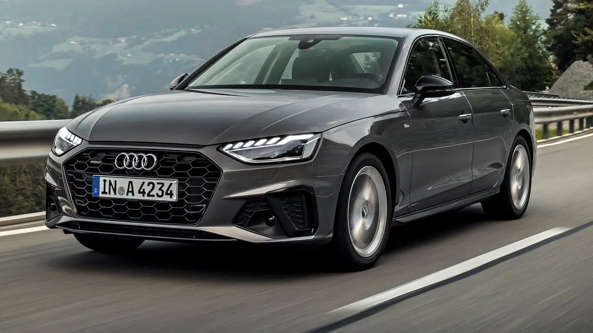Audi A4 A4 Sedan 45 TFSI Quattro Advanced 4