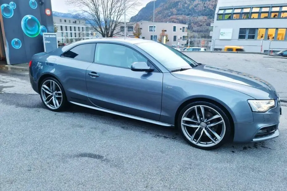 Audi A5 A5 2.0 TDI Quattro S-Tronic 5
