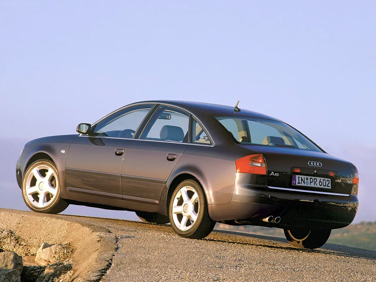 Audi A6 A6 2.4 Quattro Tiptronic 4