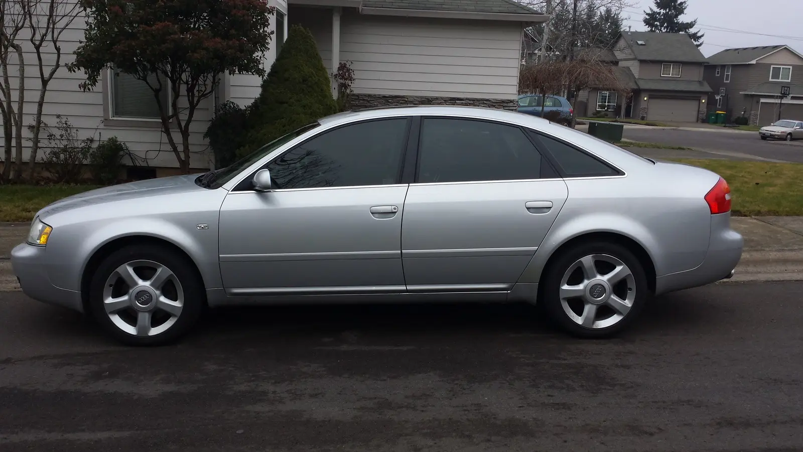 Audi A6 A6 2.5 TDI Quattro Tiptronic 6