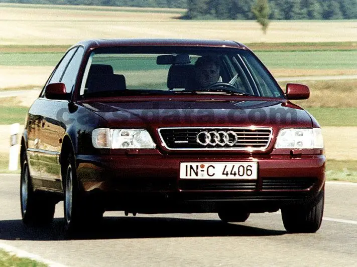 Audi A6 A6 2.6 Quattro 4