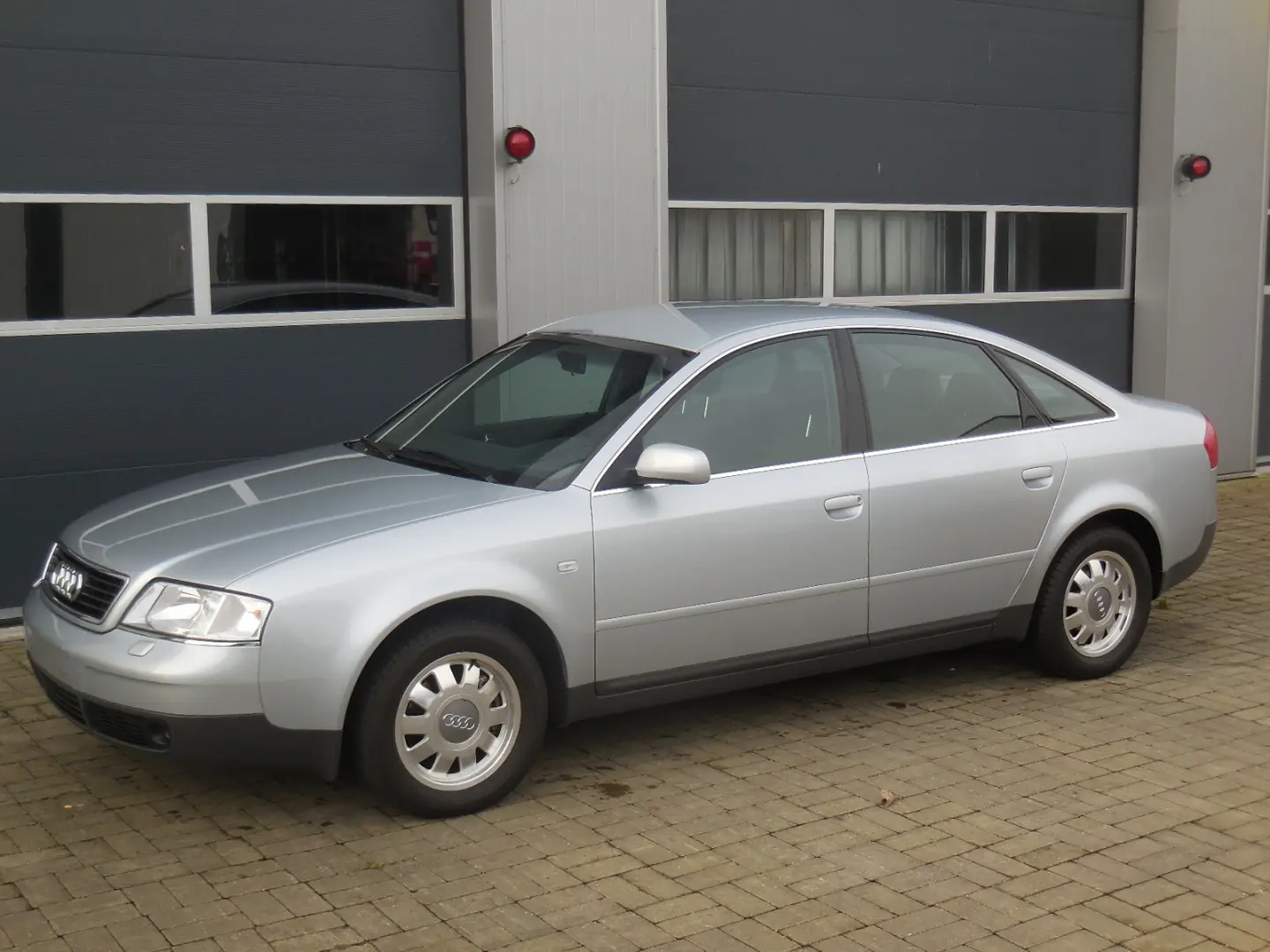 Audi A6 A6 2.8 Tiptronic 6
