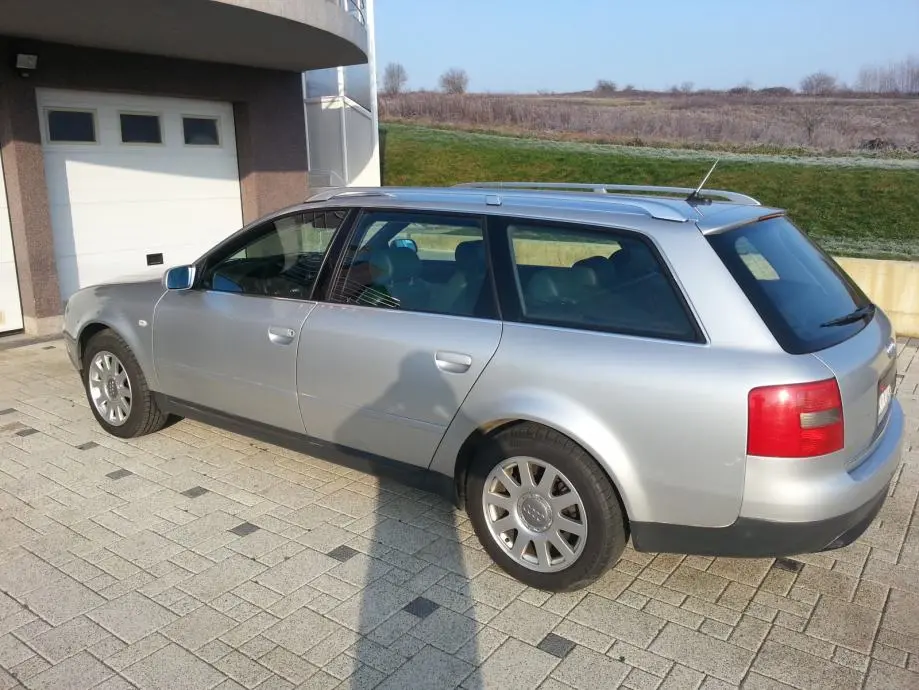 Audi A6 A6 Avant 1.8 T Tiptronic 6