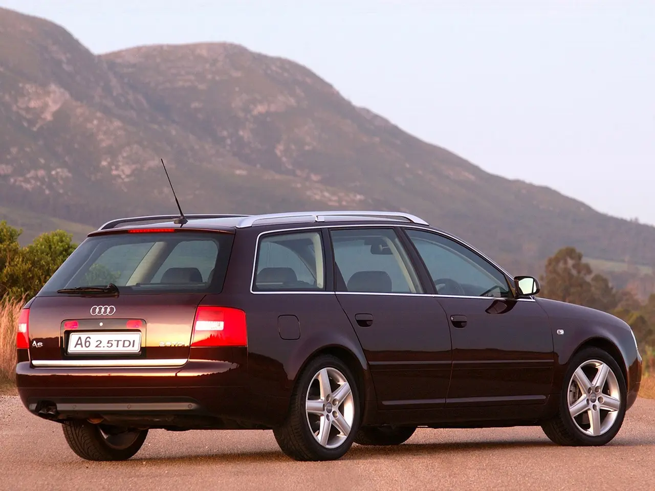Audi A6 A6 Avant 2.4 V6 Multitronic 7