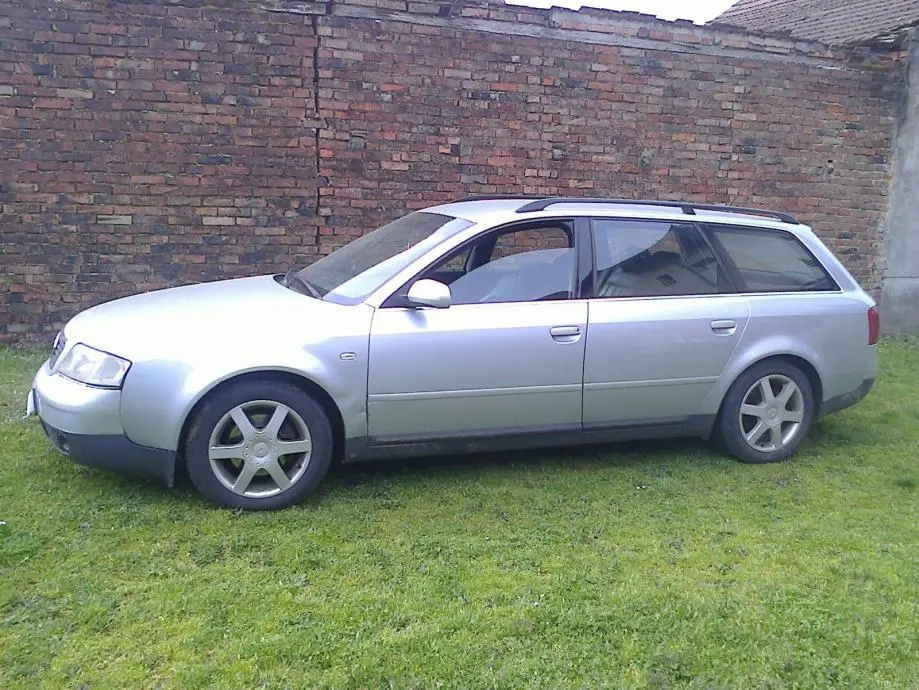 Audi A6 A6 Avant 2.5 TDI 6