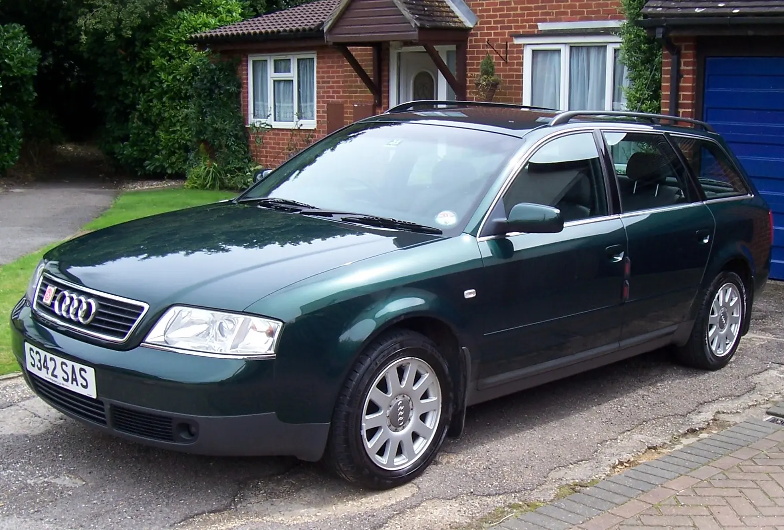 Audi A6 A6 Avant 2.5 TDI 6
