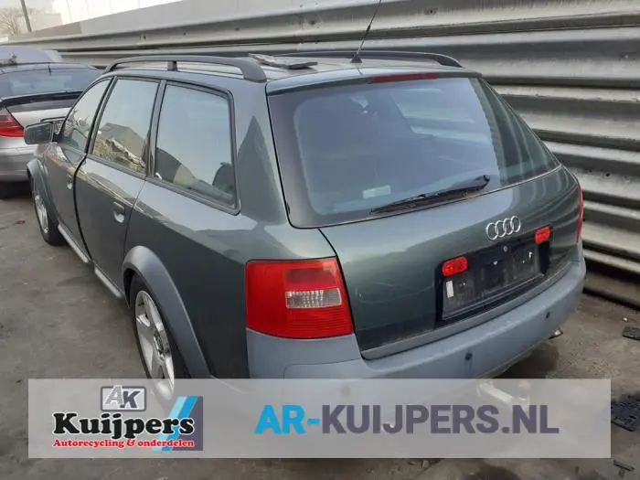 Audi A6 A6 Avant 2.5 TDI V6 Tiptronic 7