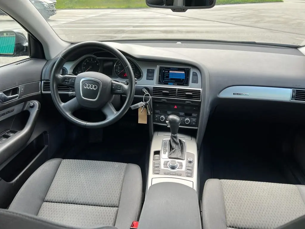 Audi A6 A6 Avant 2.8 V6 FSI Quattro Tiptronic 2
