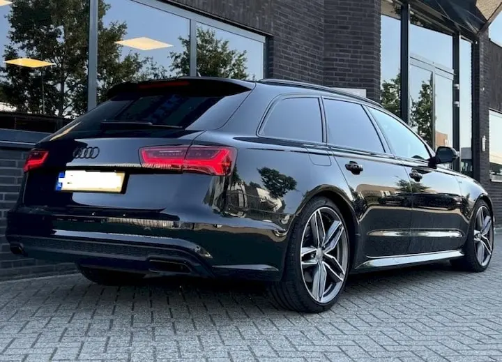 Audi A6 A6 Avant 3.0 TDI V6 Quattro Tiptronic 5