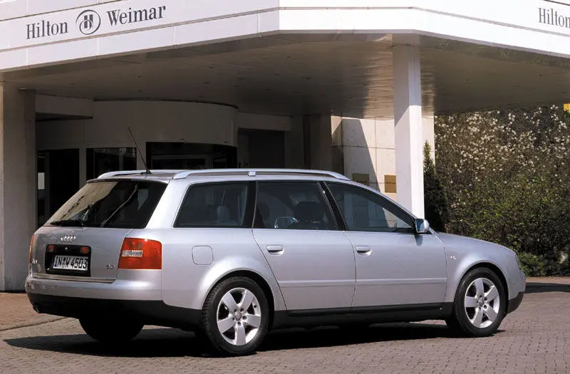 Audi A6 A6 Avant 4.2 V8 Quattro Tiptronic 6