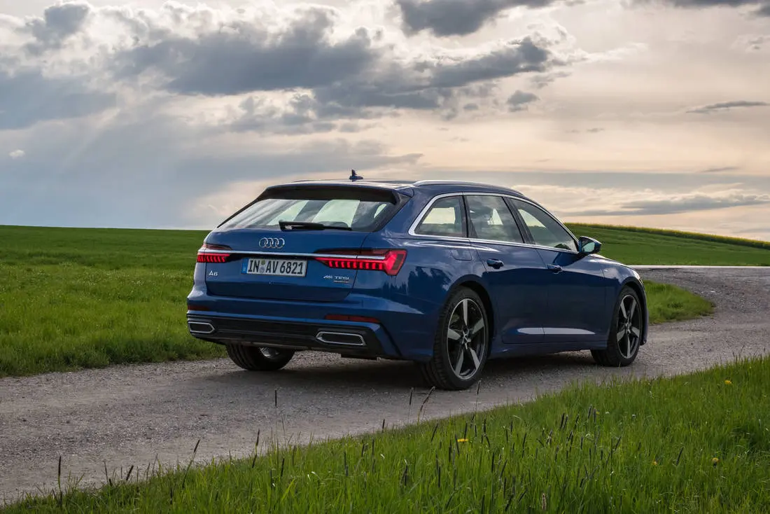 Audi A6 A6 Avant 45 TFSI Quattro Advanced 1
