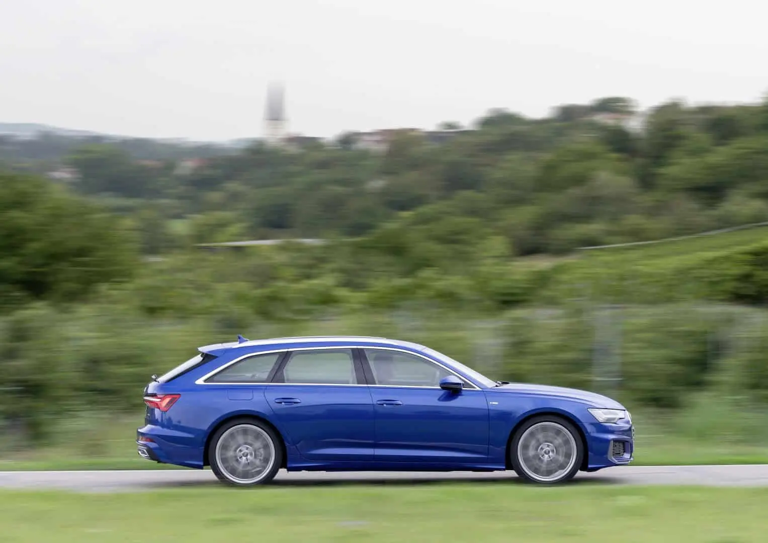 Audi A6 A6 Avant 45 TFSI Quattro Design STR 6