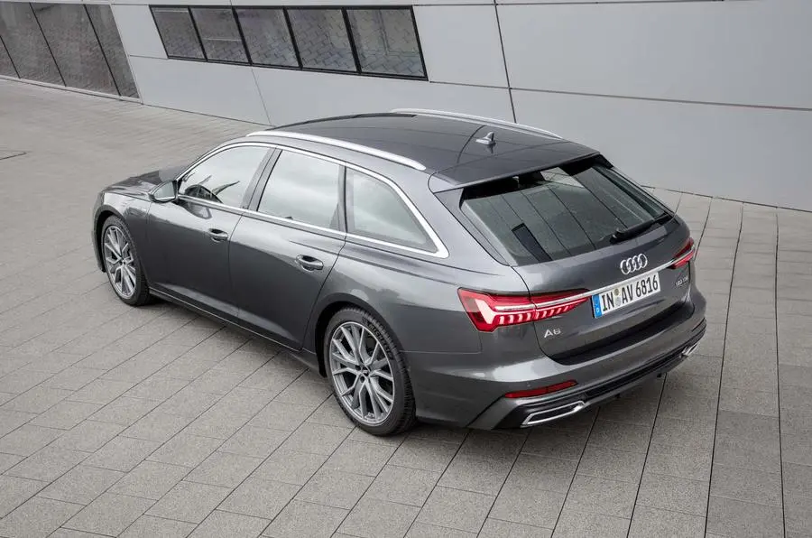 Audi A6 A6 Avant Allroad 40 TDI Quattro S-Tronic	 7