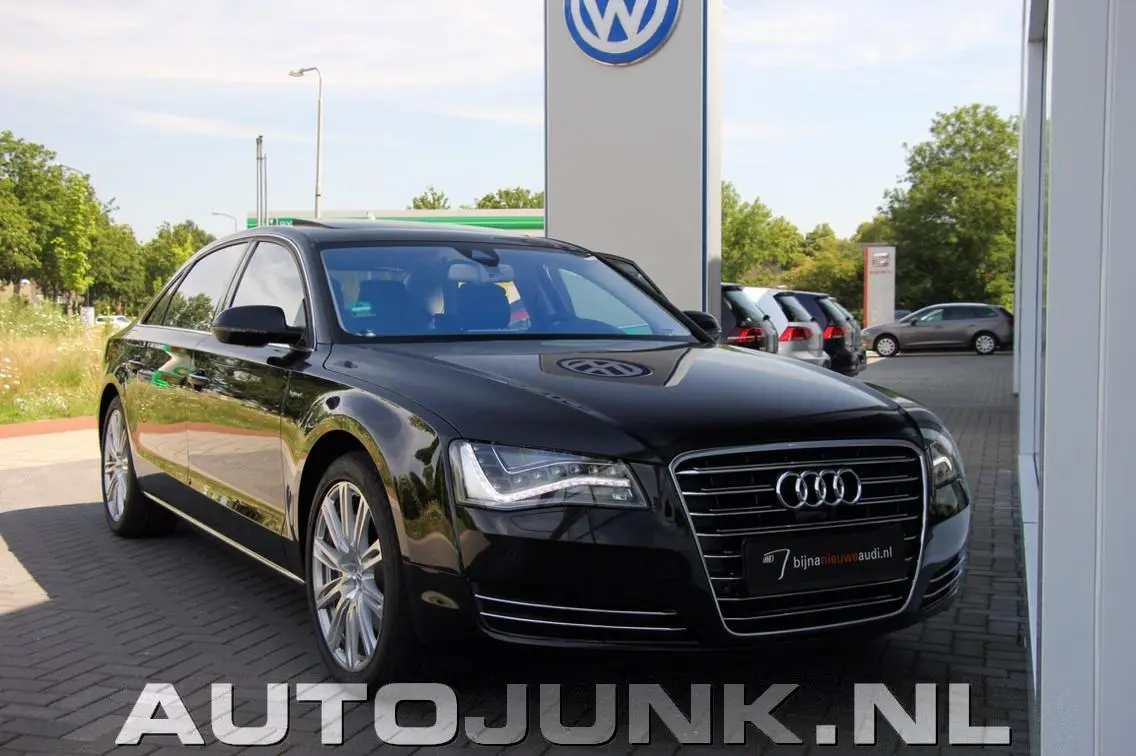 Audi A8 A8 2.0 TFSI Hybrid Tiptronic 1