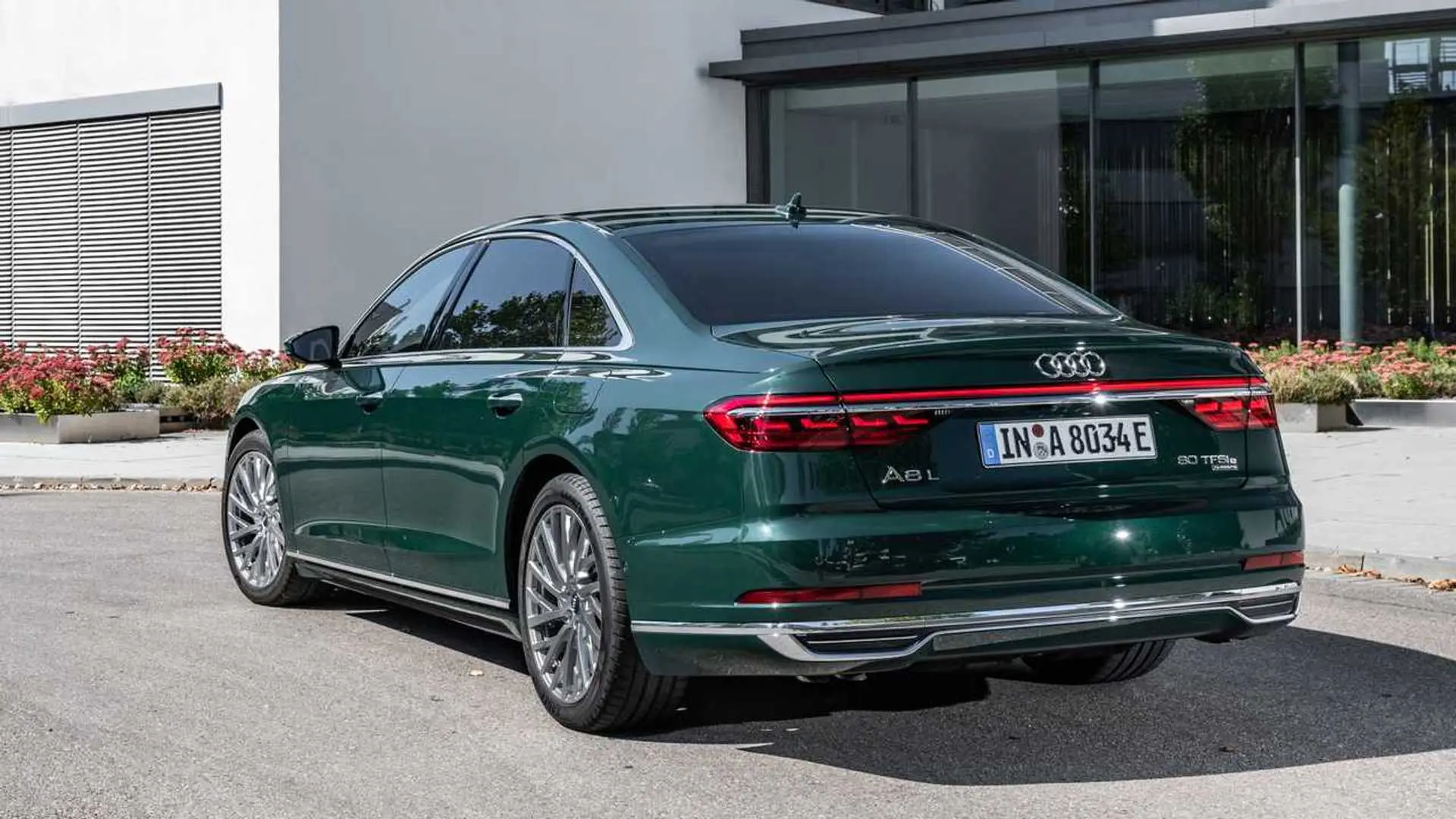 Audi A8 A8 2.0 TFSI Hybrid Tiptronic 1