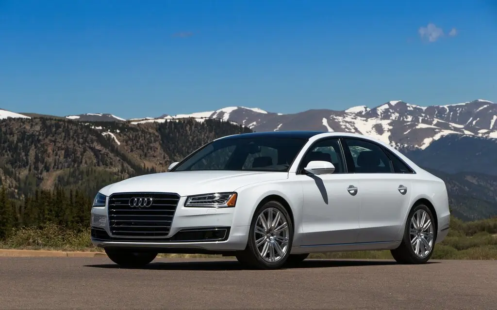 Audi  S8 4.0 TFSI V8 Plus Quattro Tiptronic 4