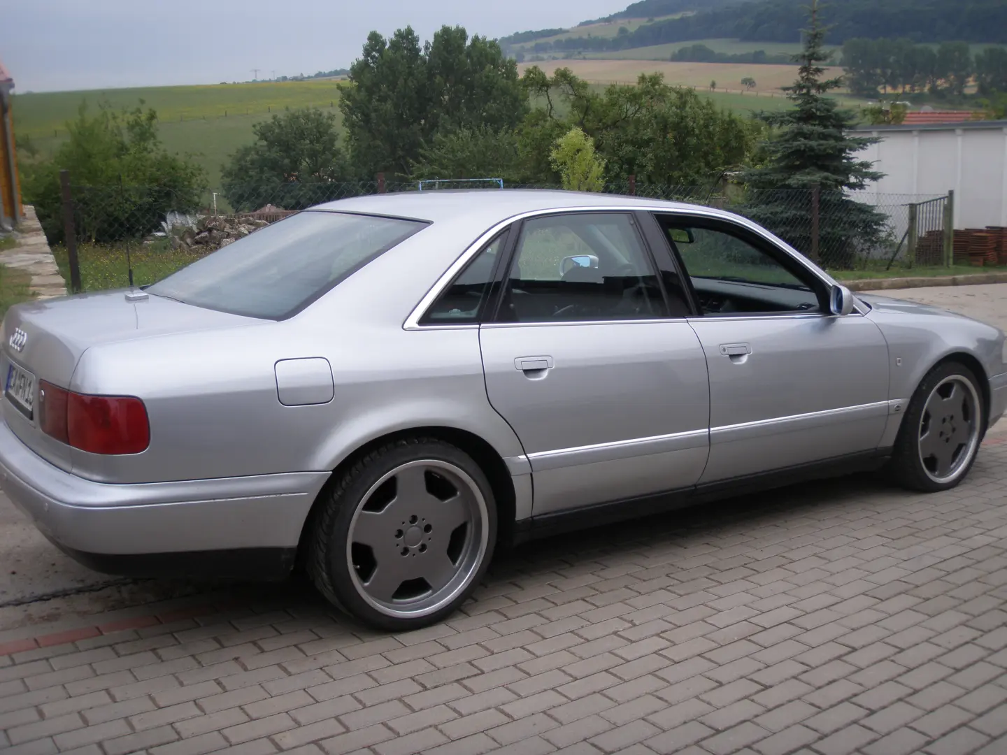 Audi A8 A8 2.5 TDI Quattro Tiptronic 4