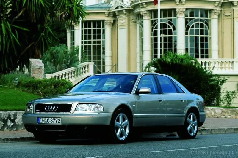 Audi A8 A8 2.5 TDI Quattro Tiptronic 6