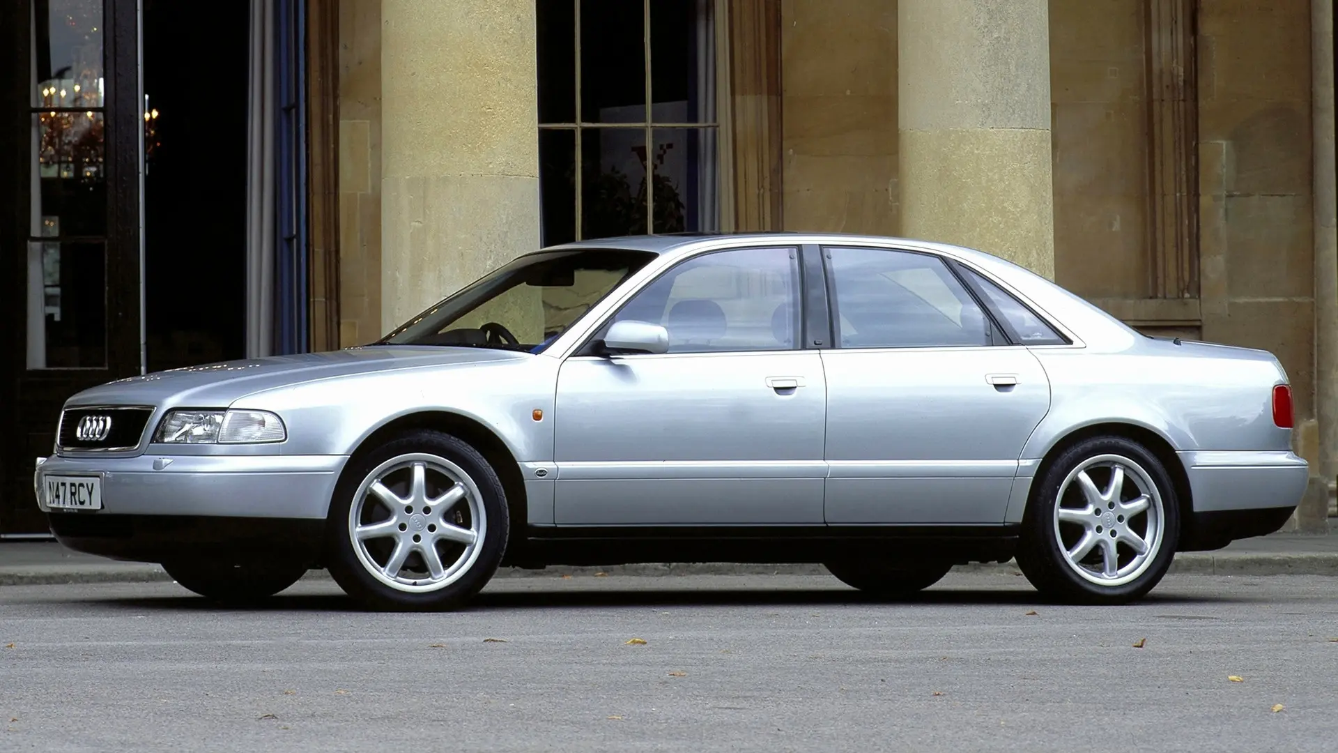 Audi A8 A8 2.8 6