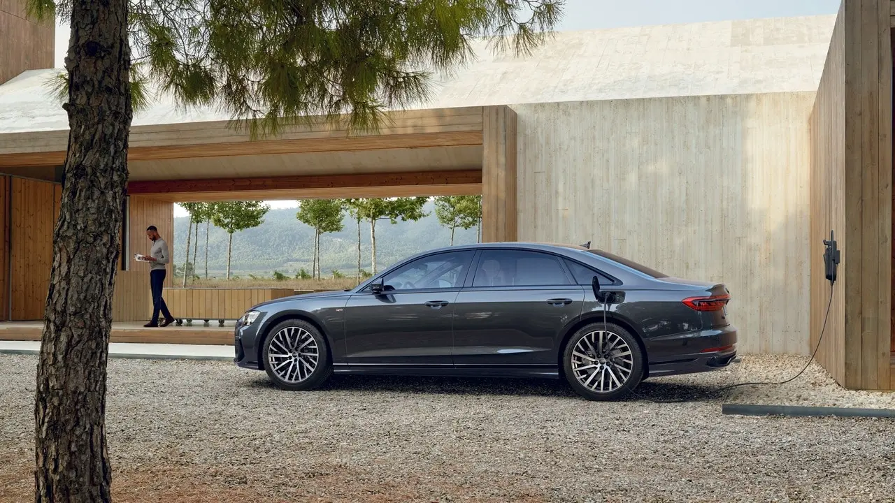 Audi A8 A8 3.0 TFSI V6 Quattro Long Tiptronic 3