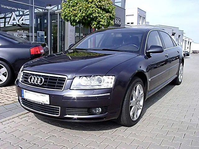 Audi A8 A8 3.7 V8 Quattro Tiptronic 7