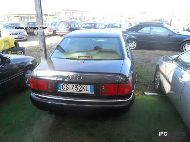 Audi A8 A8 3.7 V8 Quattro Tiptronic 5