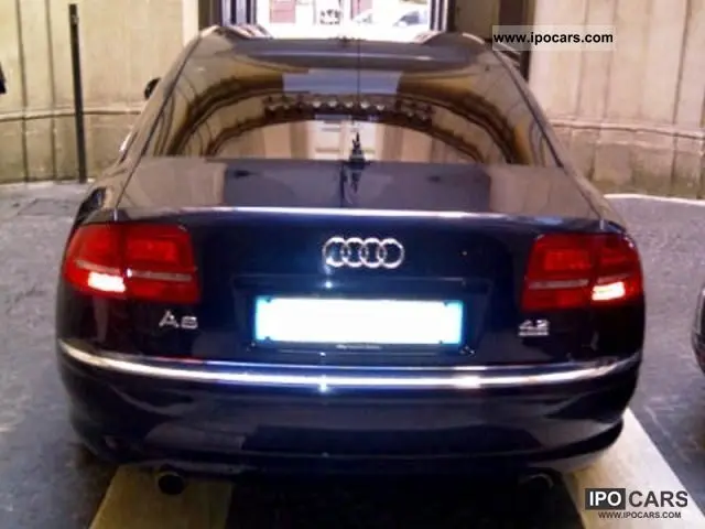 Audi A8 A8 4.2 FSI V8 Quattro Tiptronic 4