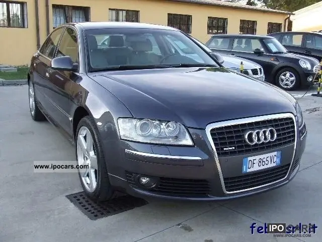 Audi A8 A8 4.2 FSI V8 Quattro Tiptronic 5