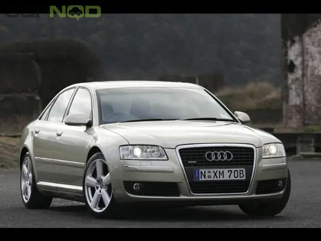 Audi A8 A8 4.2 FSI V8 Quattro Tiptronic 4