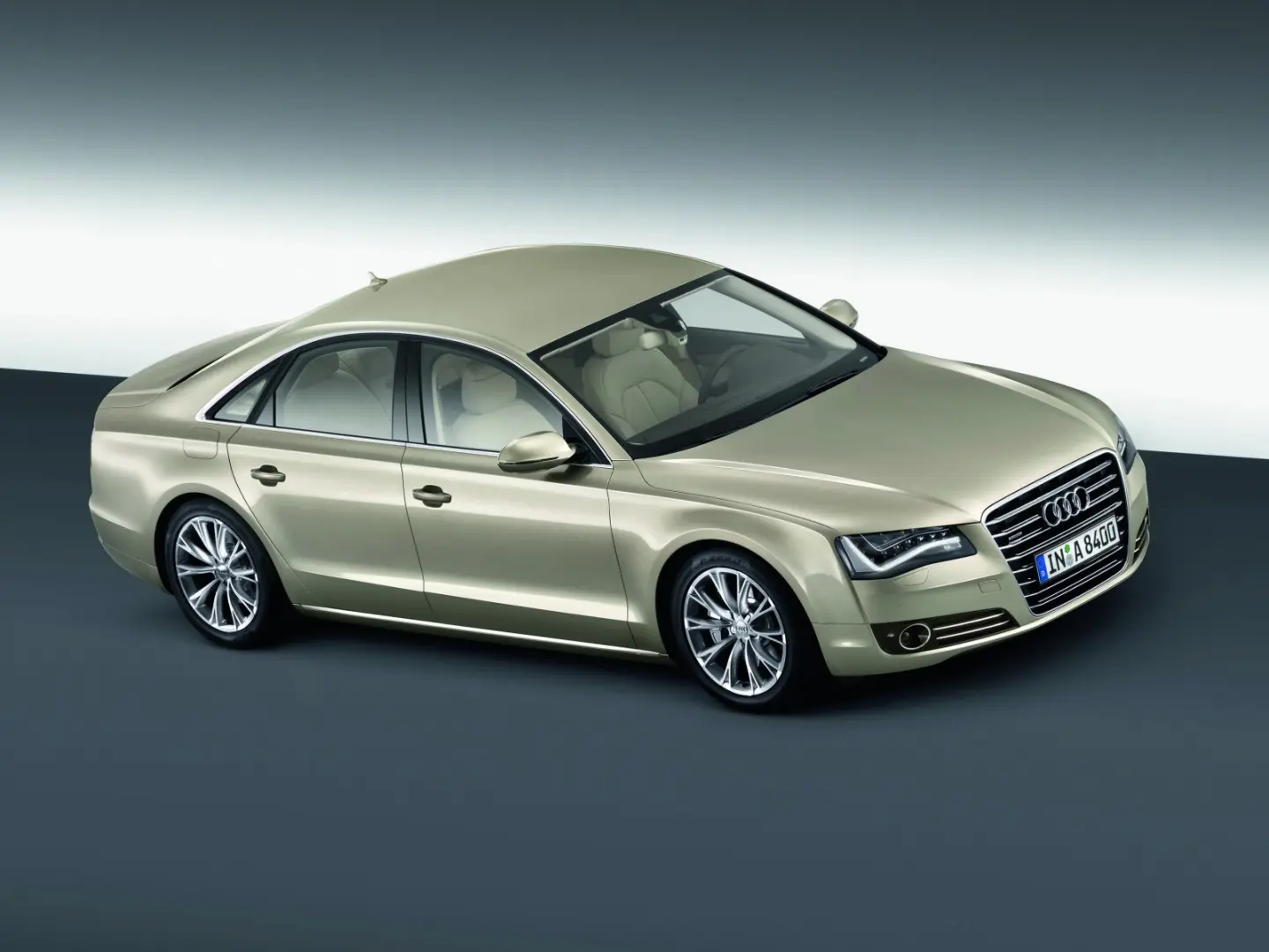 Audi A8 A8 4.2 FSI V8 Quattro Tiptronic 2