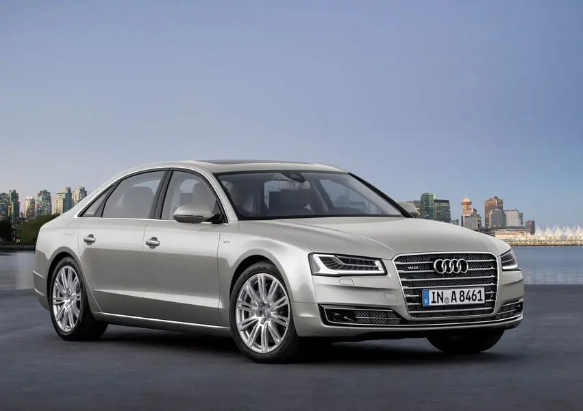 Audi A8 A8 4.2 FSI V8 Quattro Tiptronic 3
