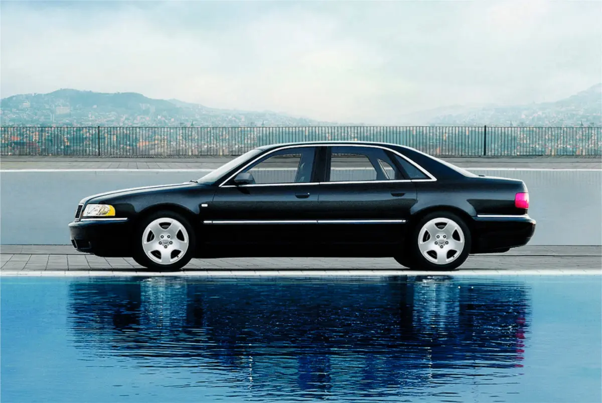 Audi A8 A8 4.2 Quattro Long Tiptronic 2