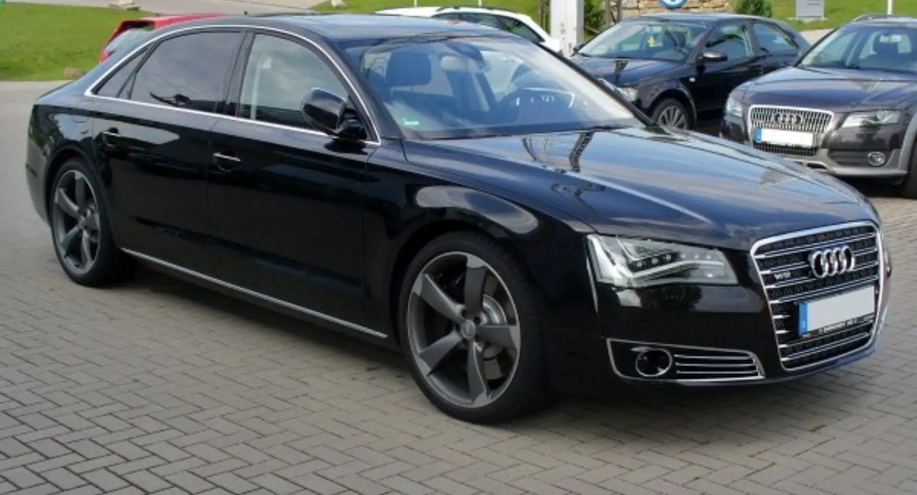 Audi A8 A8 4.2 V8 TDI DPF Long Quattro Tiptronic 1