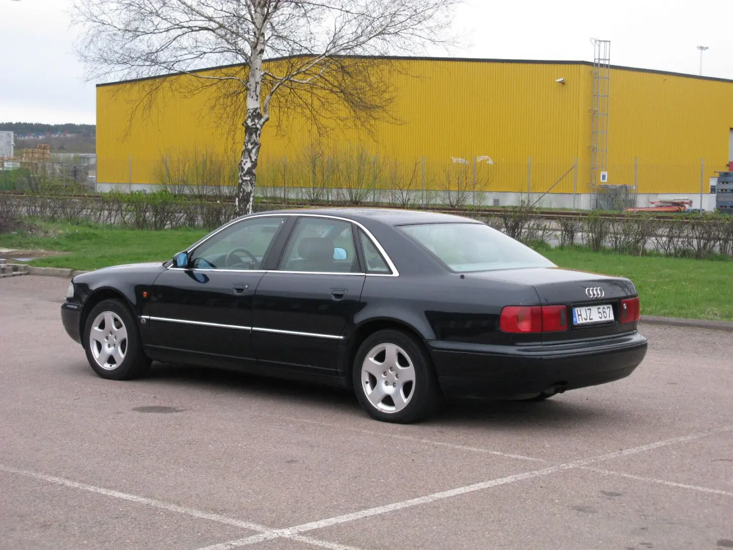 Audi A8 A8 4.2 V8 Quattro Tiptronic 3