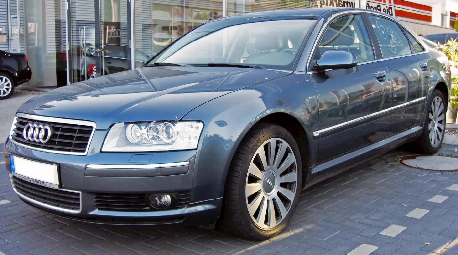 Audi A8 A8 6.0 W12 Quattro Long Tiptronic 0
