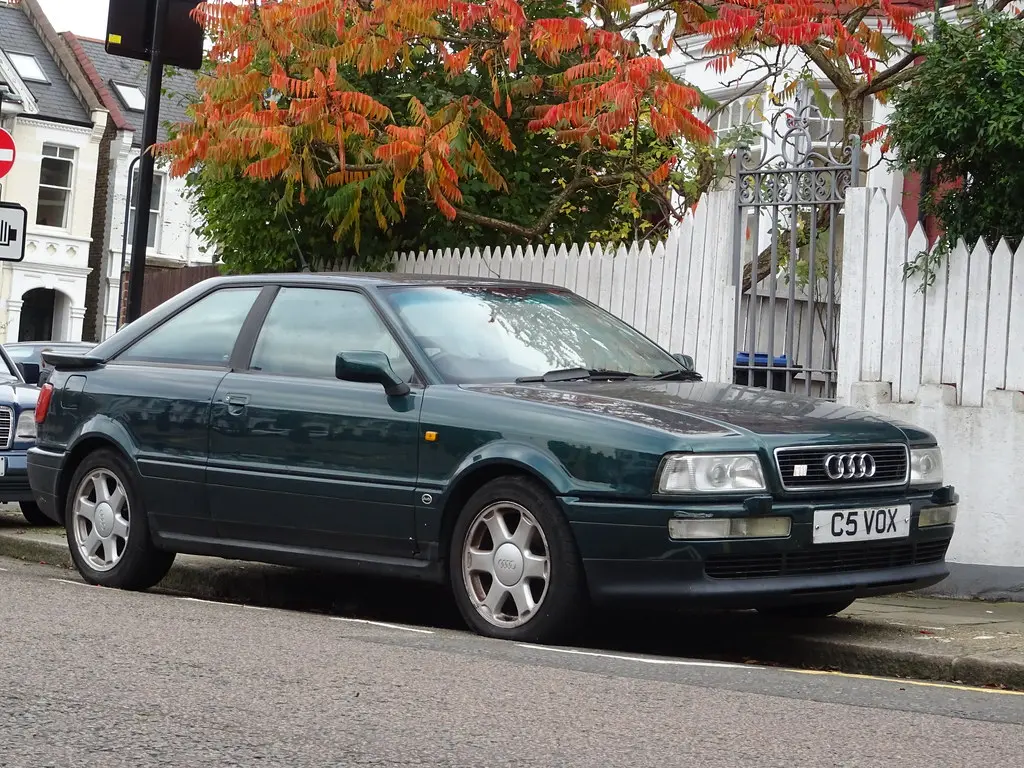 Audi  Coupe 2.2 S2 5