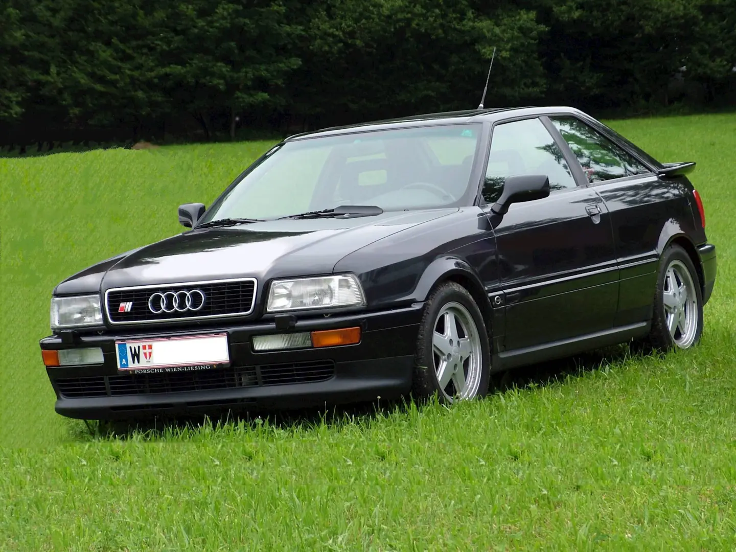 Audi  Coupe 2.2 S2 Quattro 3