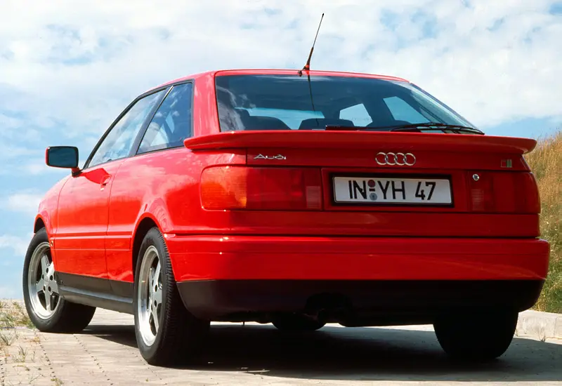 Audi  Coupe 2.2 S2 Quattro 5