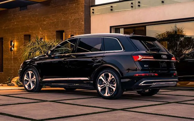Audi Q7 Q7 55 TFSI Quattro S Line 4