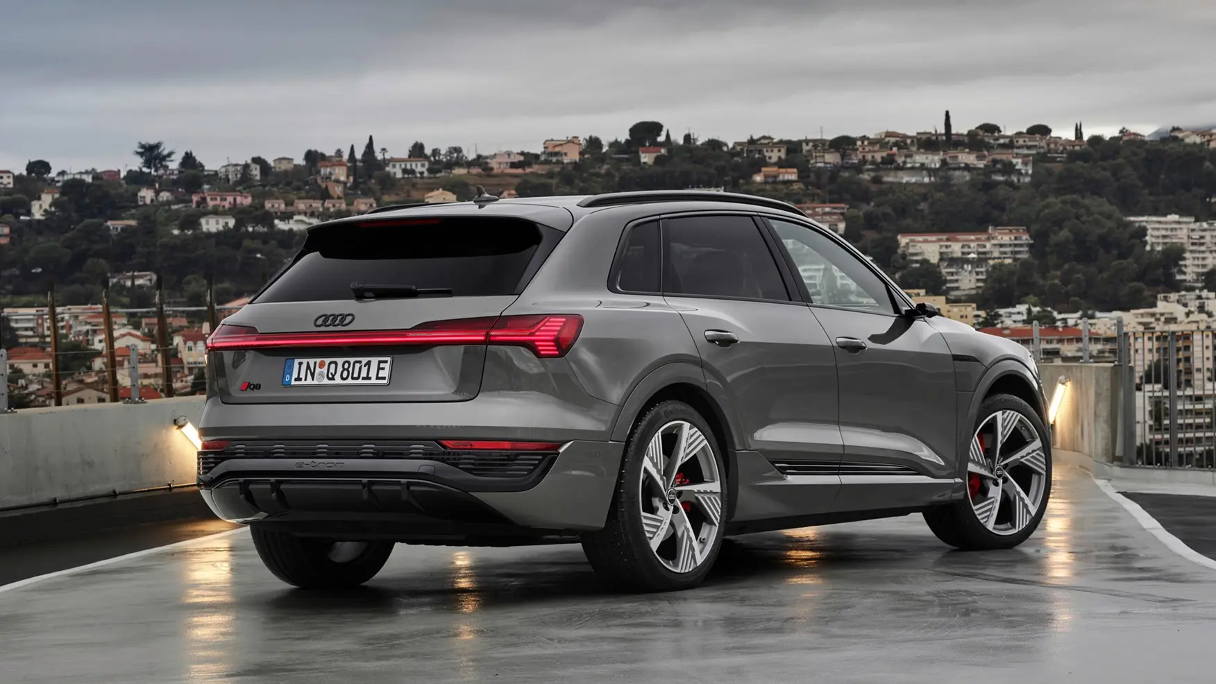 Audi Q8 Q8 e-Tron 55 Quattro S Line 5