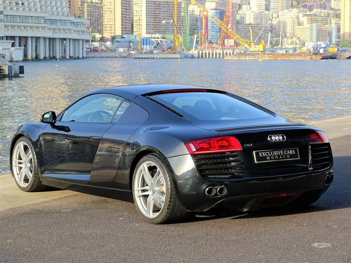 Audi R8 R8 4.2 V8 Quattro R-Tronic 5