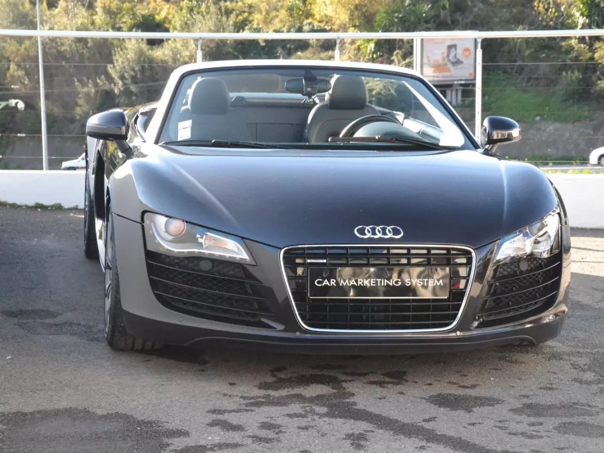 Audi R8 R8 Spyder 4.2 FSI Quattro R-Tronic 4
