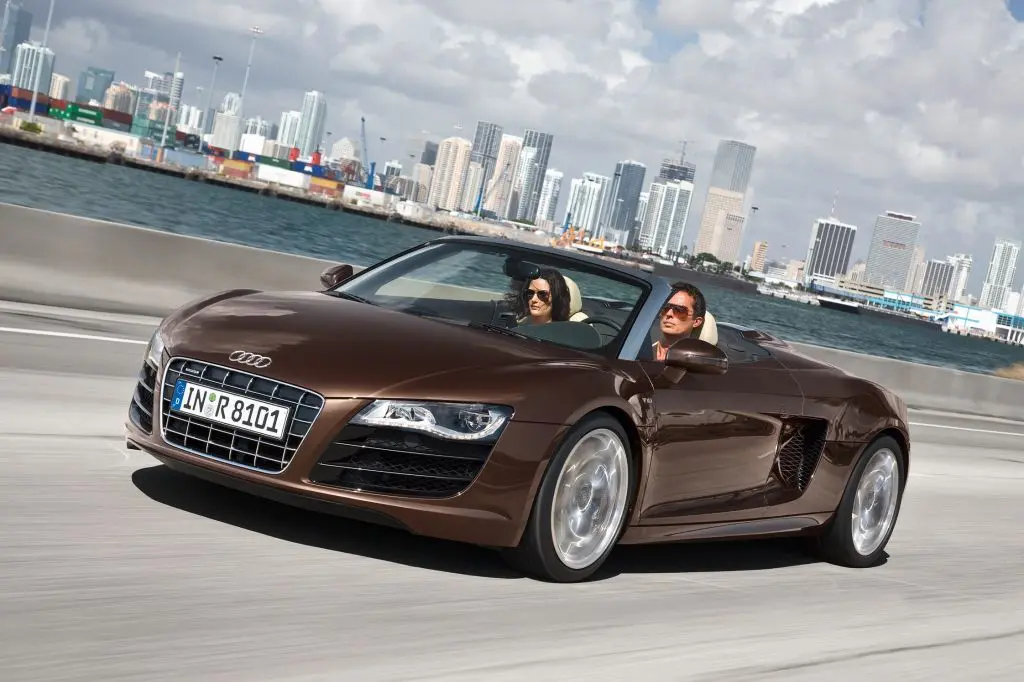 Audi R8 R8 Spyder 5.2 FSI Quattro 6