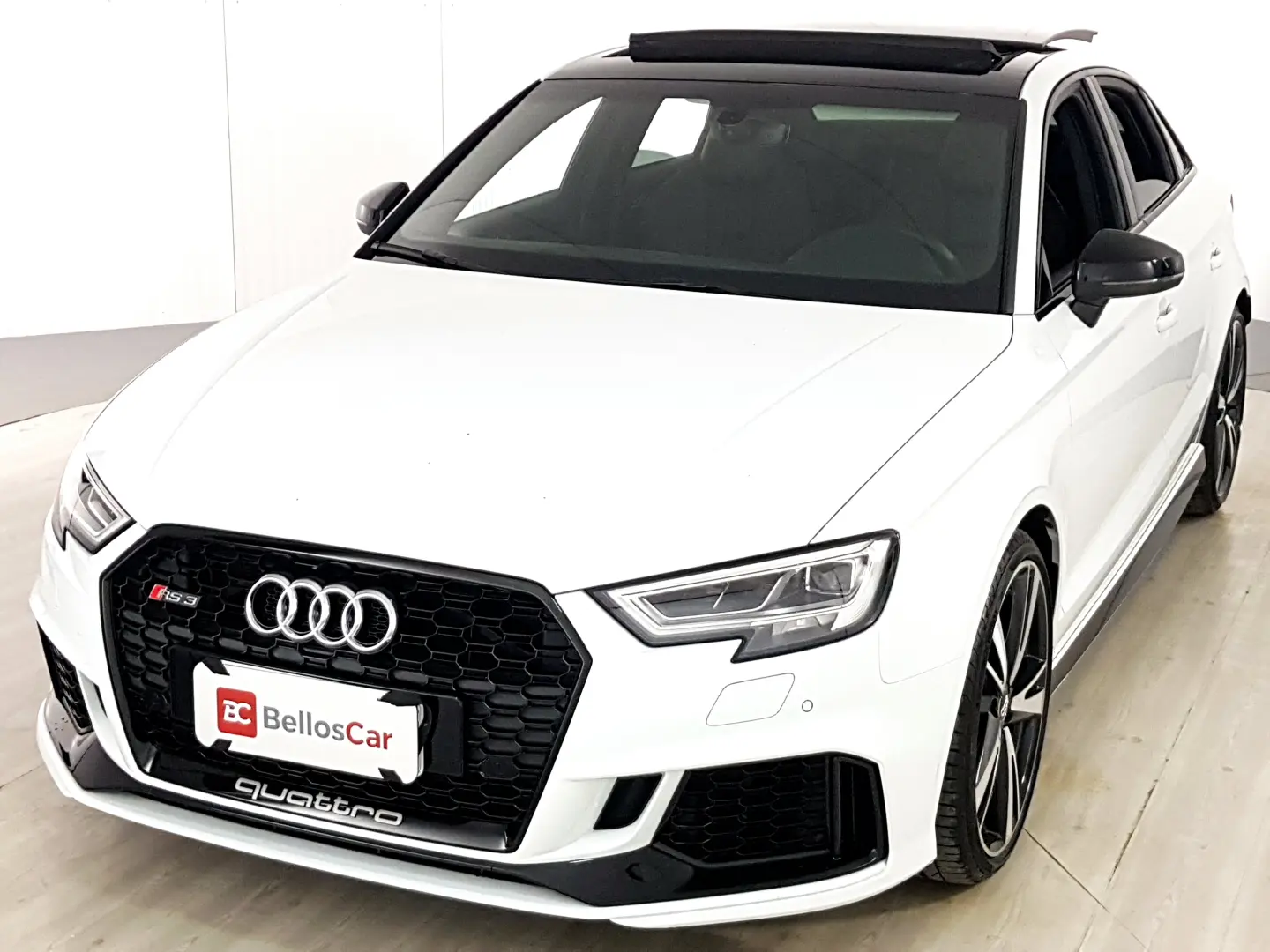 Audi RS RS3 Sedan 2.5 TFSI Quattro S-Tronic 5