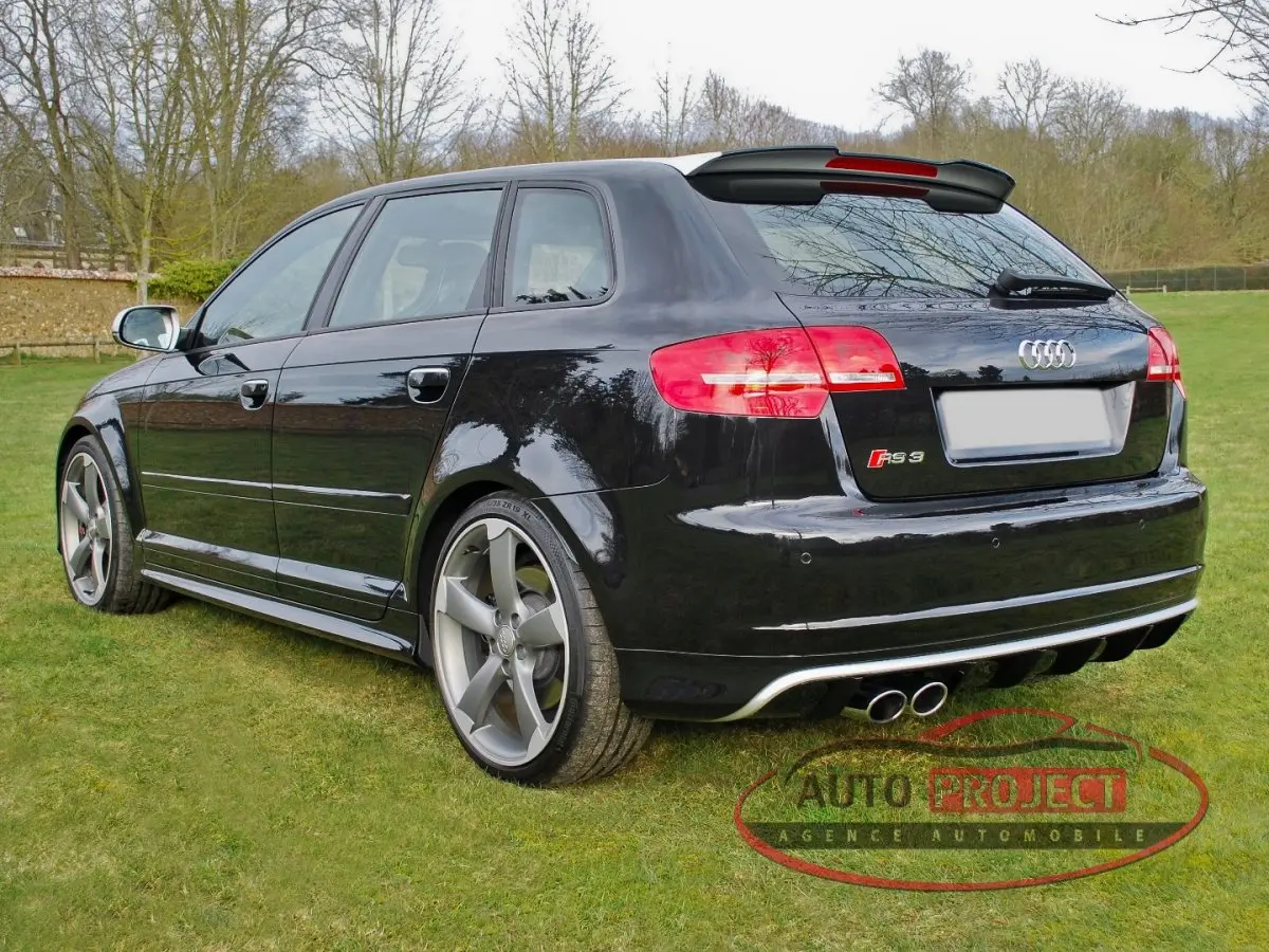 Audi RS RS3 Sportback 2.5 TFSI Quattro S-Tronic 5